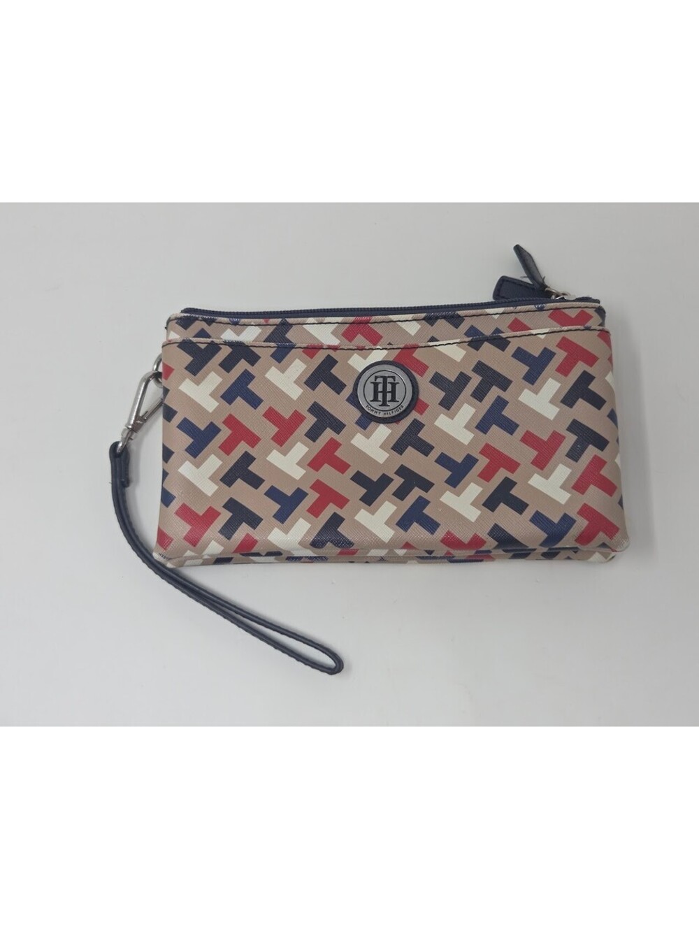Tommy Hilfiger Wristlet Wallet Beige Logo Print Zip Pouch Strap